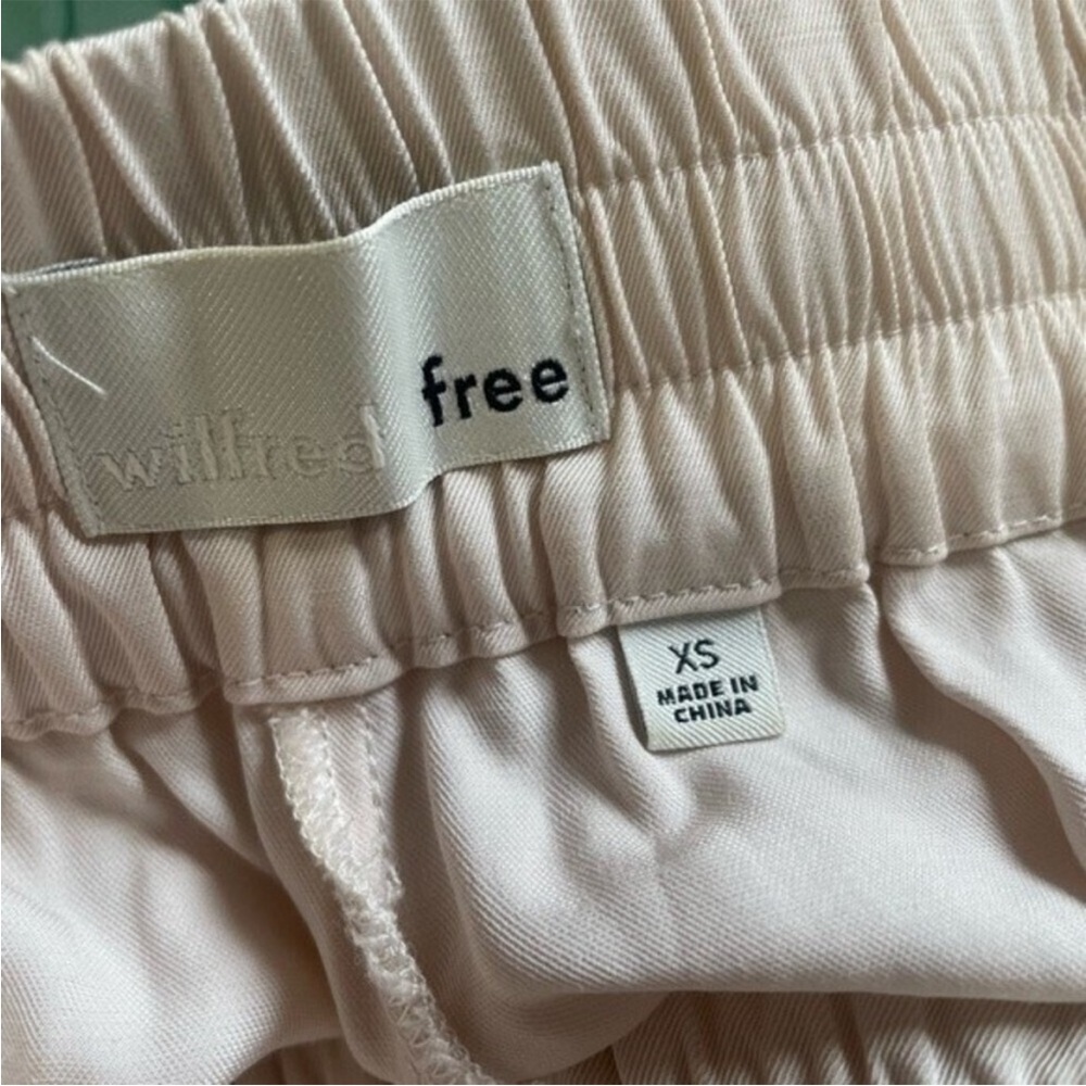 Wilfred Free Pull On Old Money Silky Preppy Pants‎ Color Cream Beige Size XS - Picture 11 of 12
